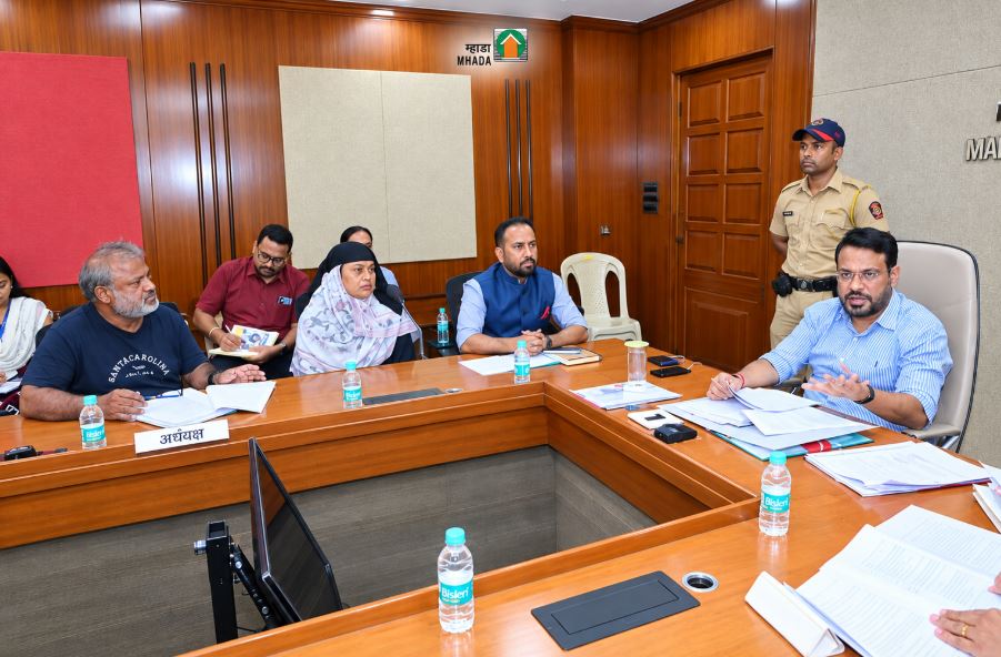 MHADA Holds 21st Lokshahi Din to Address Citizen Grievances